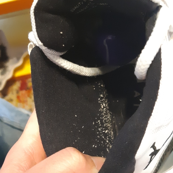 Jordan 11 Concord (2018) - Picture 3 of 7